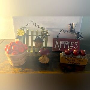 Primitive Country Apples & Birdhouses Miniatures Ornament& Knick Knack Lot of 5